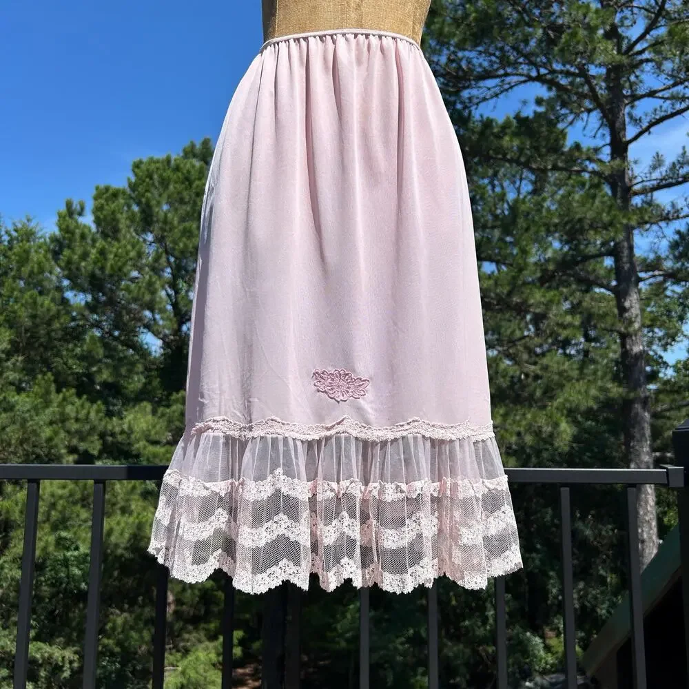 Vintage 40s/50s Pink Tiered Mesh Ruffle Hem Petticoat Slip Skirt - Picture 5 of 7
